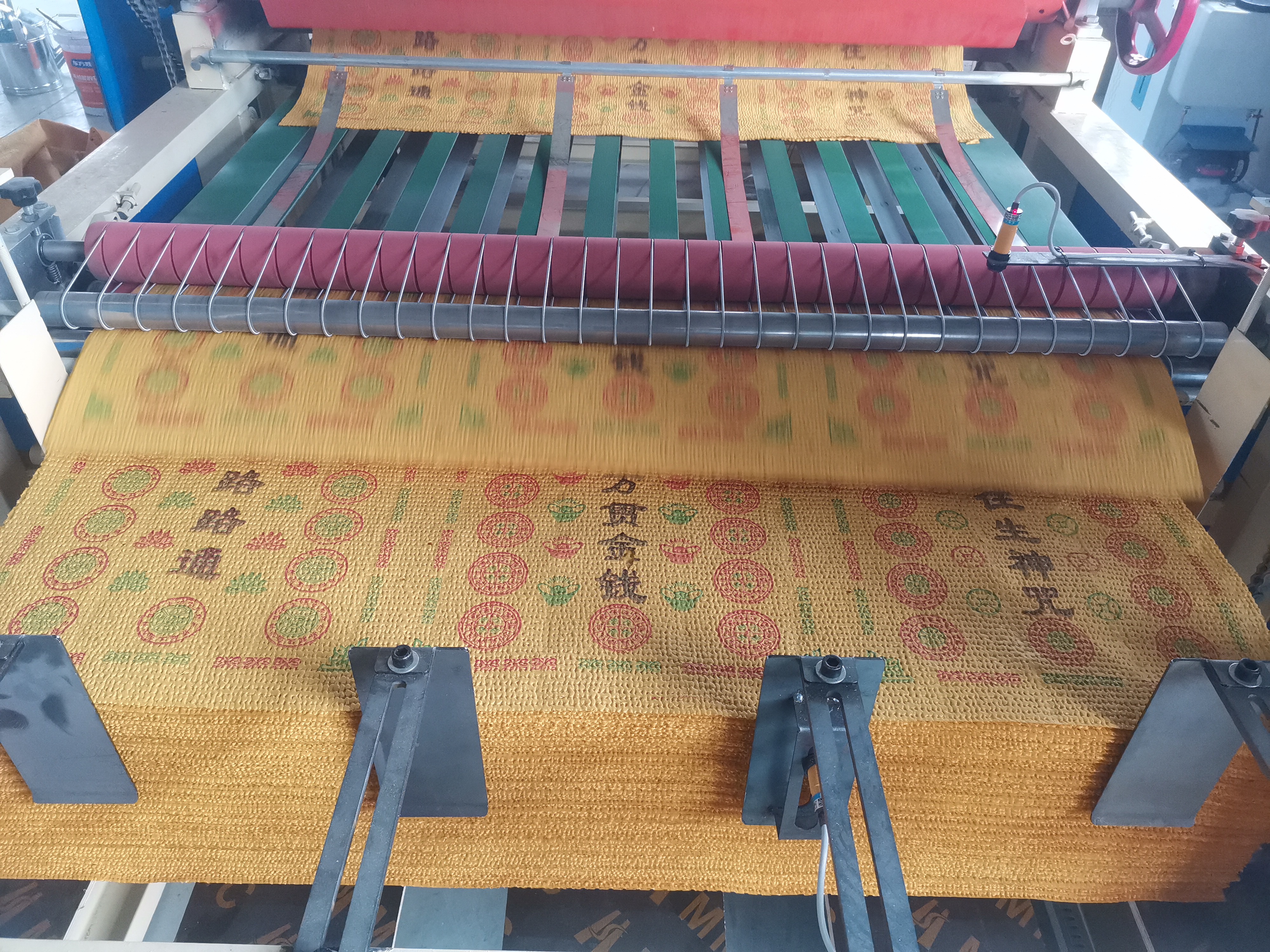 冥币纸张冲孔机